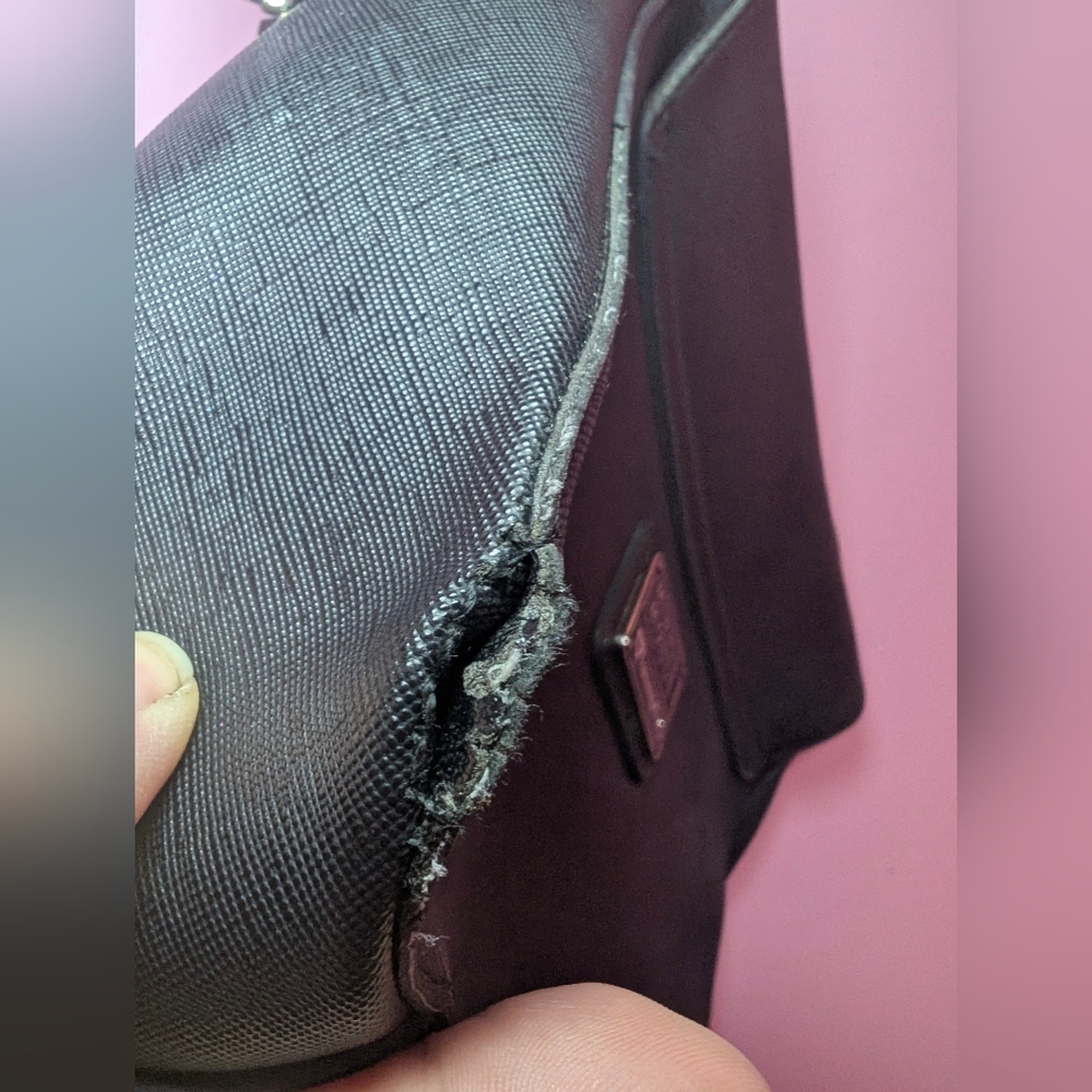 Loungefly Disney Minnie Mouse Crossbody Bag Damaged - Picture 7 of 8